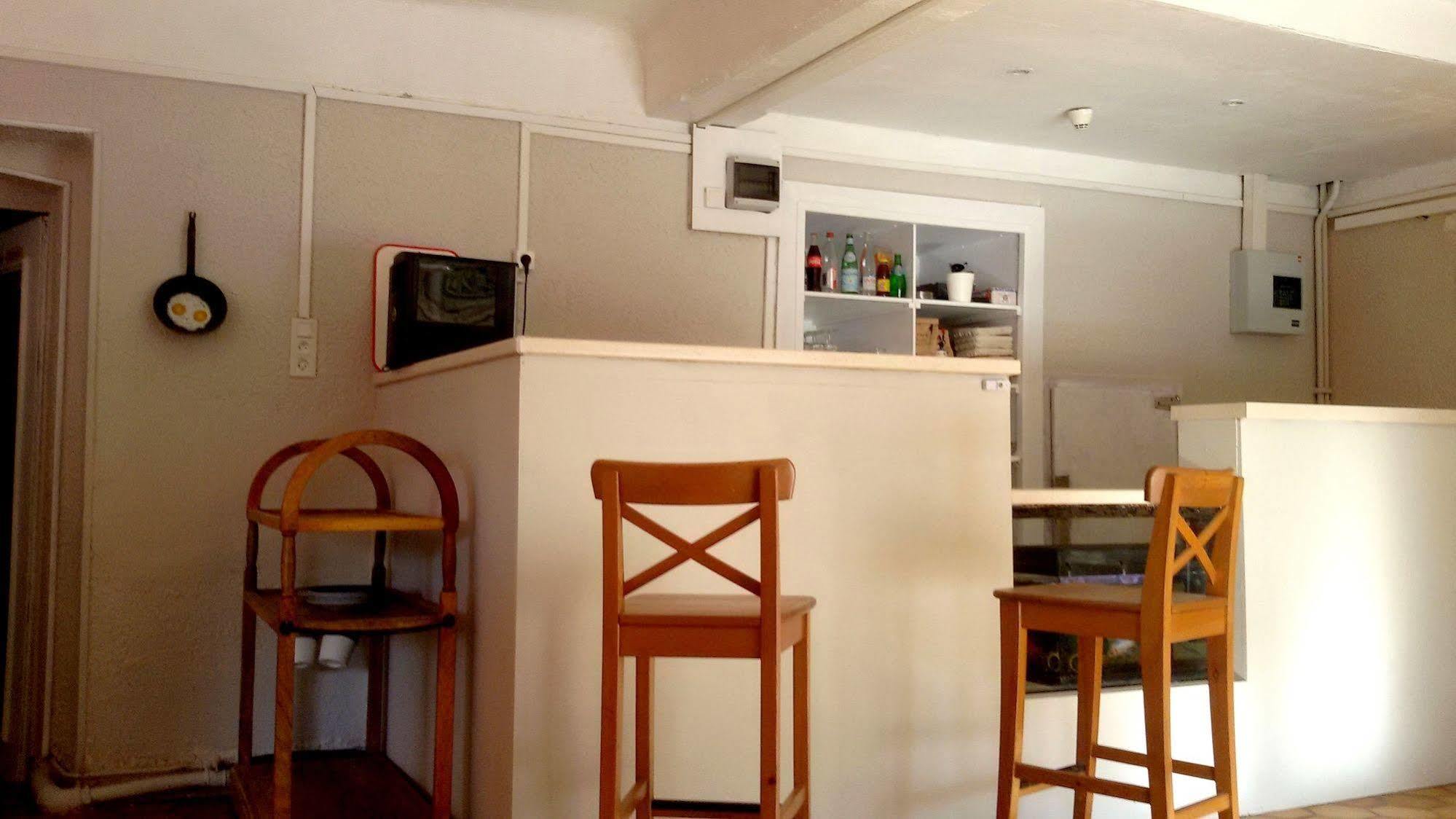 Auberge Le Rabelais Malay-le-Petit ภายนอก รูปภาพ