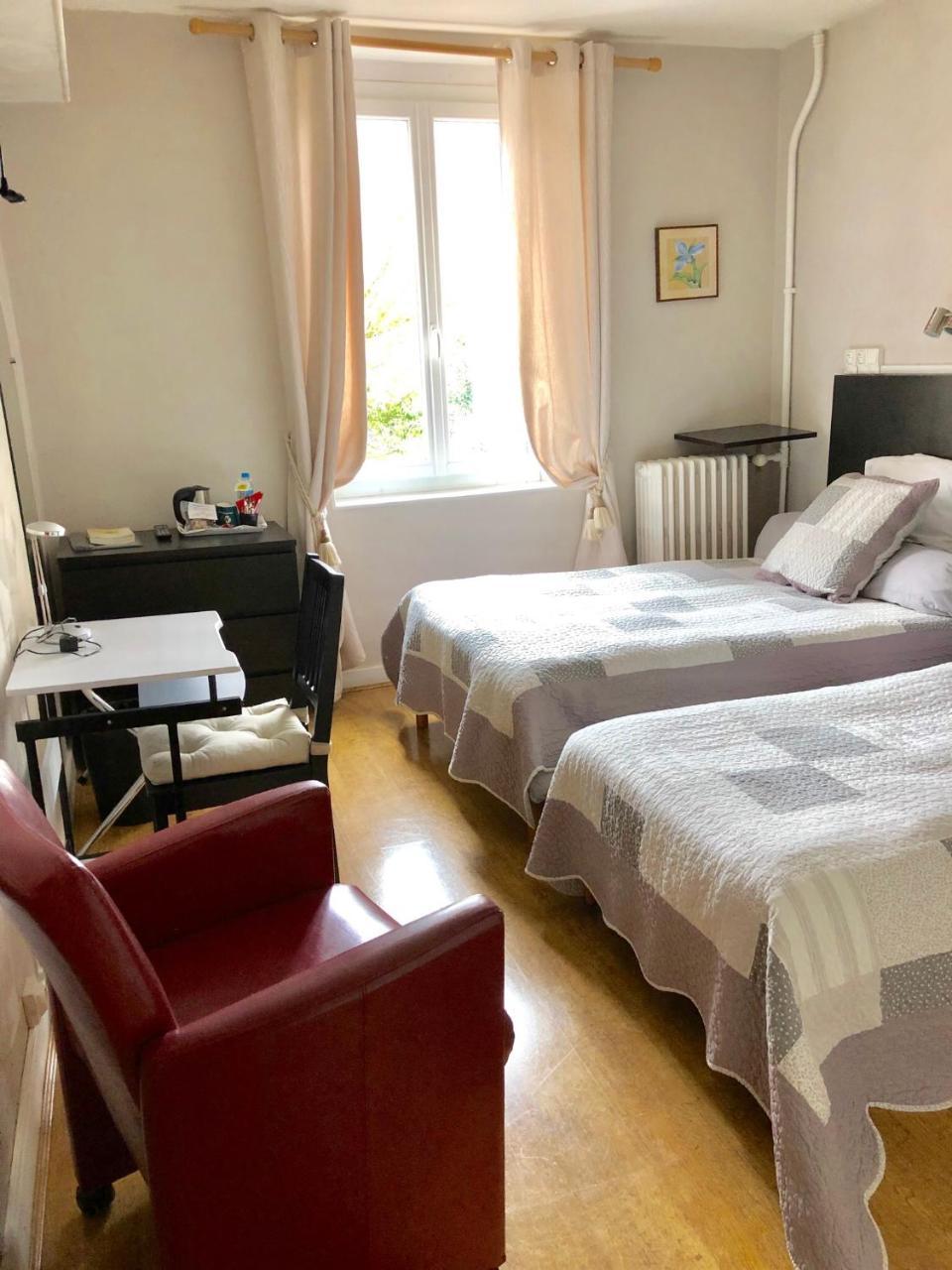 Auberge Le Rabelais Malay-le-Petit ภายนอก รูปภาพ